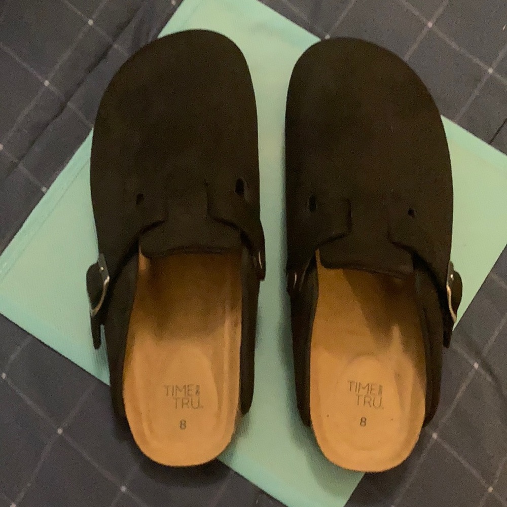 Jump into Shoes!